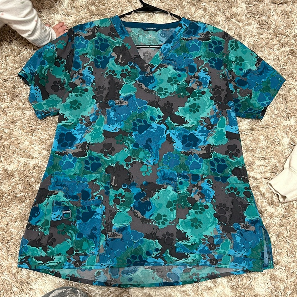 Carhartt scrub top
